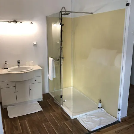 Quinta Da Paz بيت ضيافة 4*